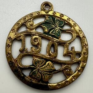 Antique Edwardian 1904 gold gilt green 4 leaf clover openwork pendant charm